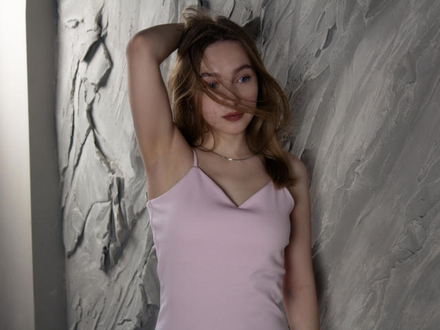 EmiliaMarshall - Sexe cam en vivo - 24834121