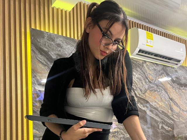 MeganHillX - Live sexe cam - 24834949