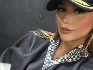 MissAry - Live porn &amp; sex cam - 24836925