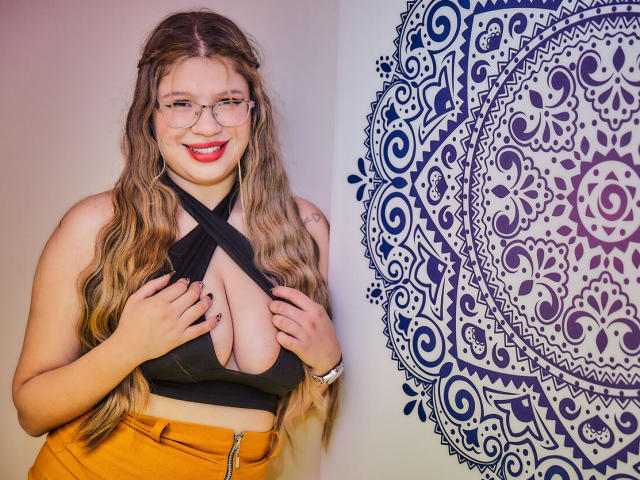 MissGaia - Live sex cam - 24838477