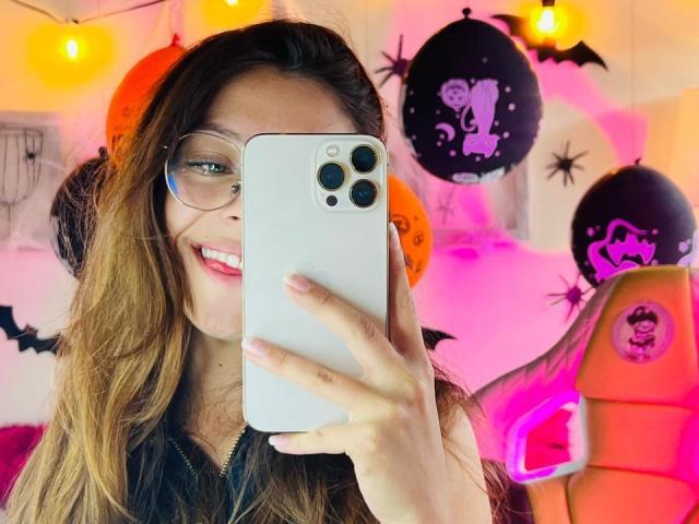 MillyKenner - Live sex cam - 24839845