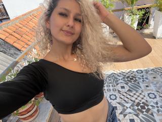 FloraSaenz - Live sex cam - 24844669