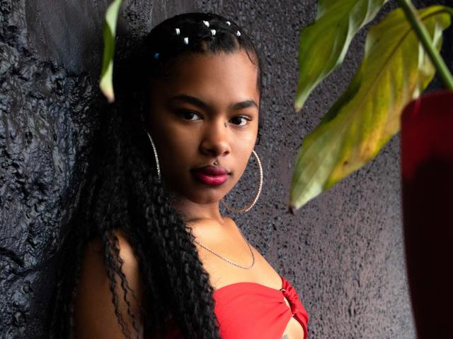 MarkAndLucy - Live sex cam - 24849805