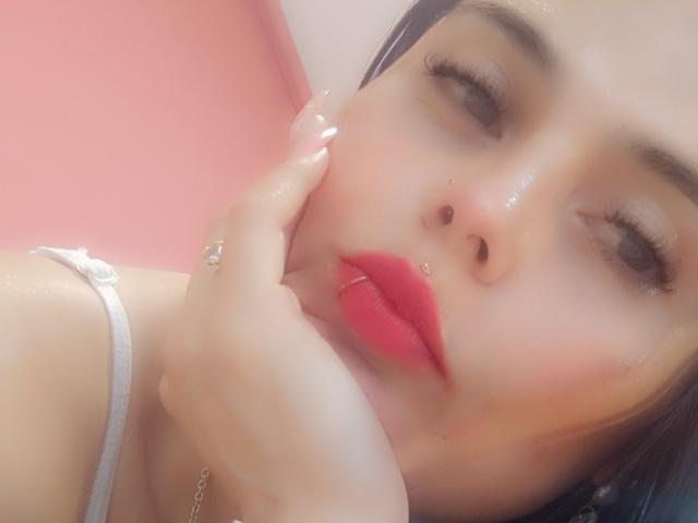 CharlotteCrofort - Sexe cam en vivo - 24850369