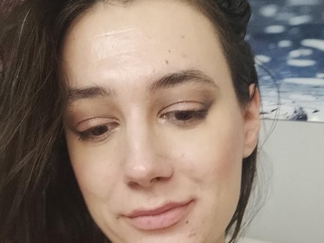 JuliaHuntis - Live porn &amp; sex cam - 24854413