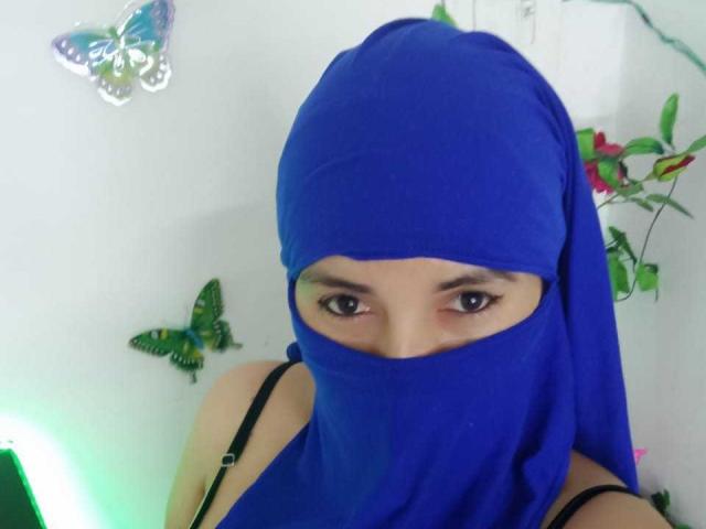 TrishaXx - Camera khiêu dâm &amp; quyến rũ trực tiếp - 24855001