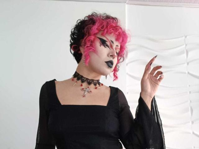 GothVioleth - Live sex cam - 24856425