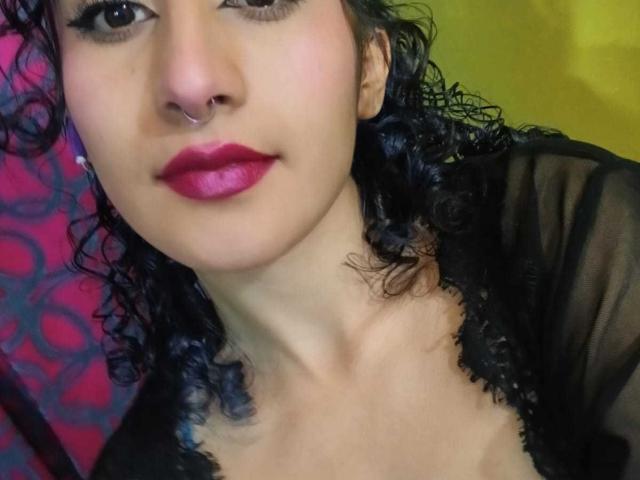 ValerieMasse - Live Sex Cam - 24856797