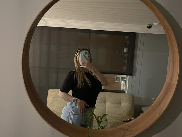 JennyLawry - Live porn &amp; sex cam - 24859385