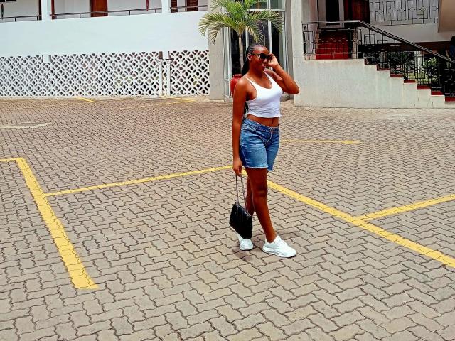 Elise-hot - Live sex cam - 24861653