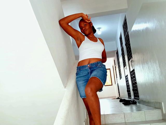 Elise-hot - Live sex cam - 24861657