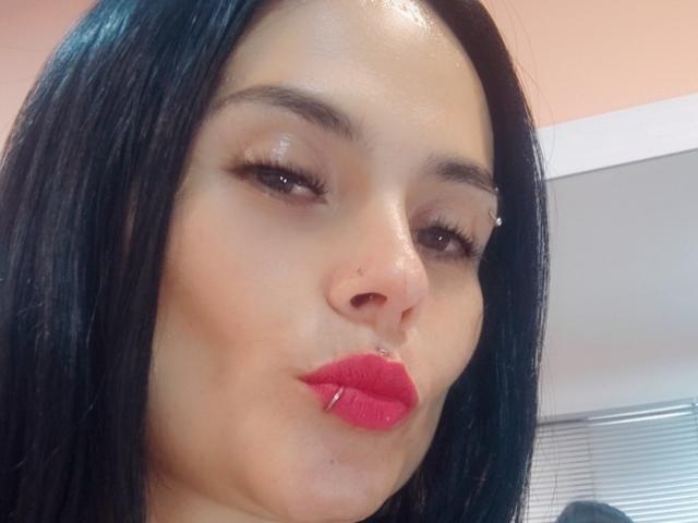 CharlotteCrofort - Live sexe cam - 24862365
