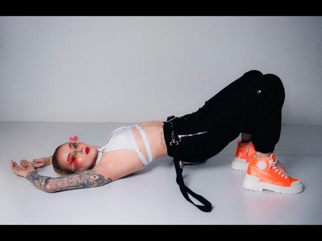 SarahRousen - Sexe cam en vivo - 24867465