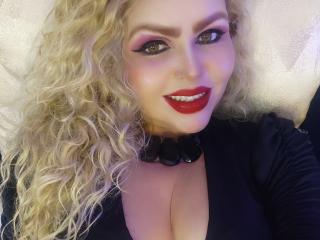 AnnaRichie - Live Sex Cam - 24867761