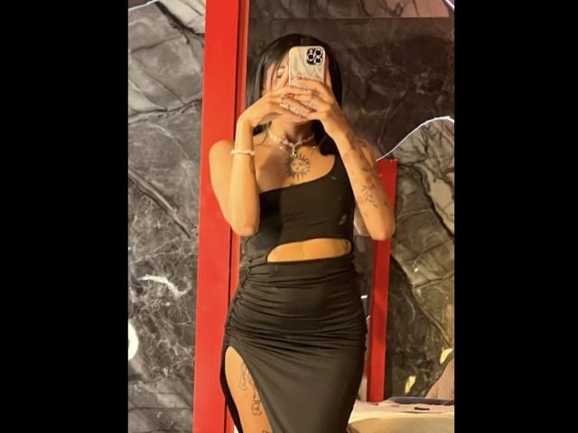 SalomeMille - Live porn &amp; sex cam - 24870249