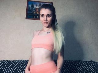 LesyaLaWhite-hot - Live sex cam - 24870453