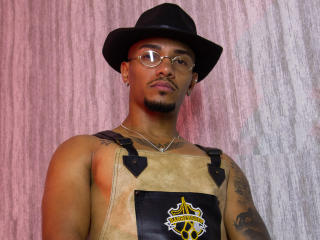 TaylorKevin - Live sex cam - 24874625