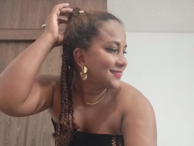 YiyaHot69 - Live sex cam - 24879513