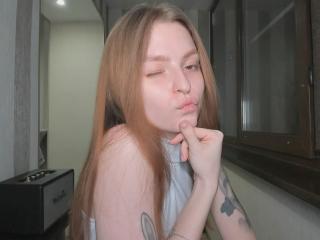 MalenaGolden - Live sex cam - 24879689