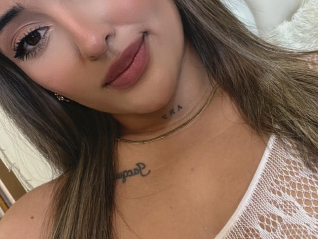 MaeCollins - Sexe cam en vivo - 24881129