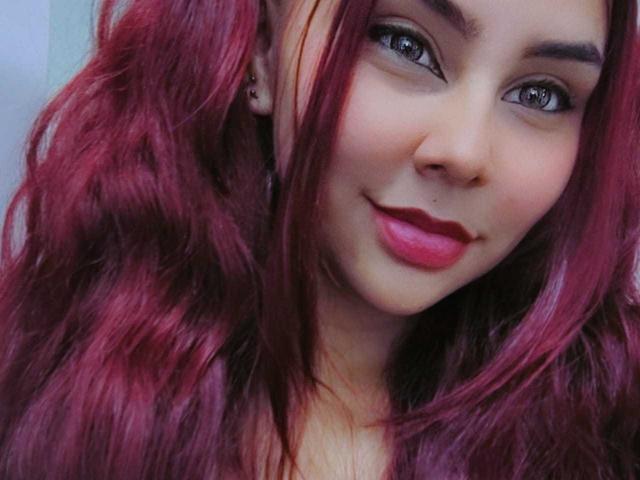 JulietteQueen - Live sex cam - 24885565