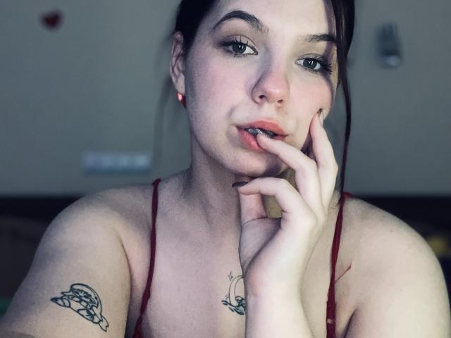 Khaleessi - Live porn &amp; sex cam - 24885925