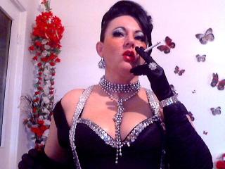 DeliciousMature - Webcam live hard with this European Lady over 35 