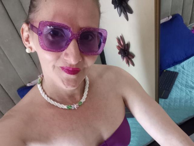 RubiAnderson - Live sex cam - 24890613