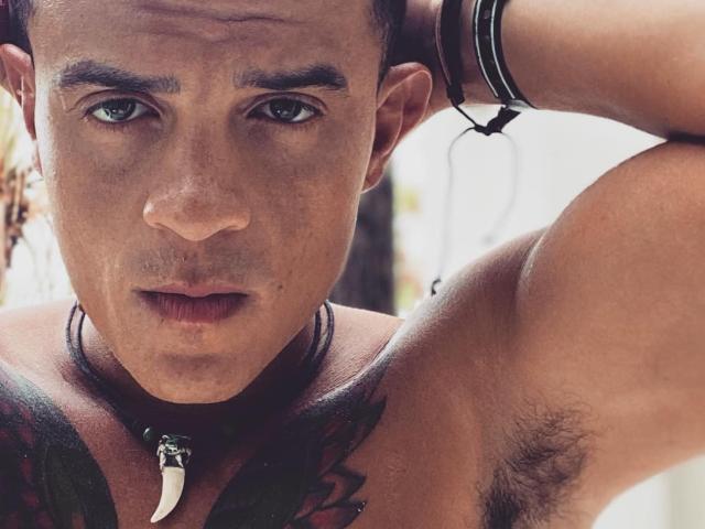 ROCKO27 - Sexe cam en vivo - 24890701