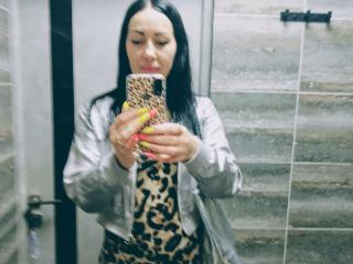 MirandaHott69 - Live Sex Cam - 24891281