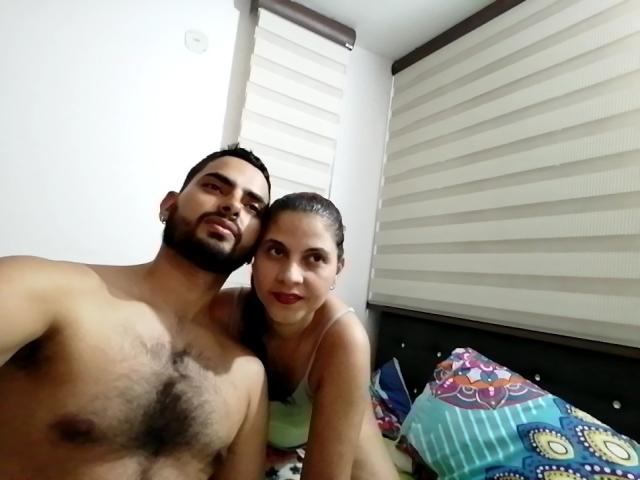 EscarlethAndNick - Sexe cam en vivo - 24896617