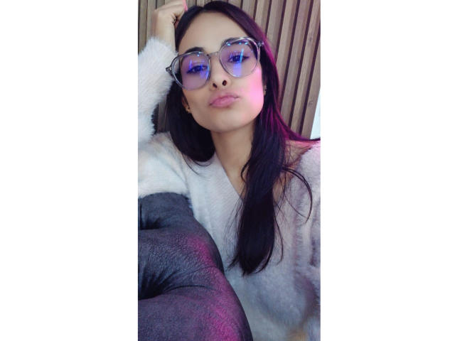 LyraRaven - Live sex cam - 24896945