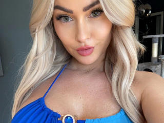 Hailey-B - Live sex cam - 24899097