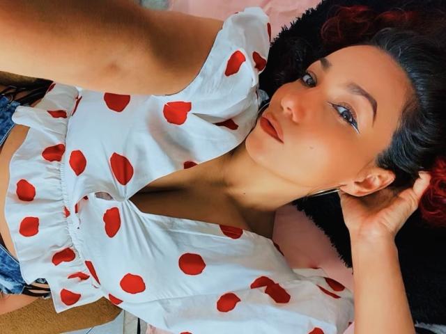 AmberDemons - Live sex cam - 24902649