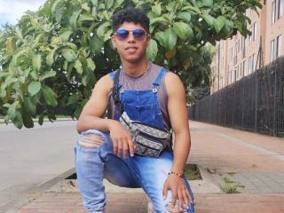 AntonyMoretti - Sexe cam en vivo - 24908277