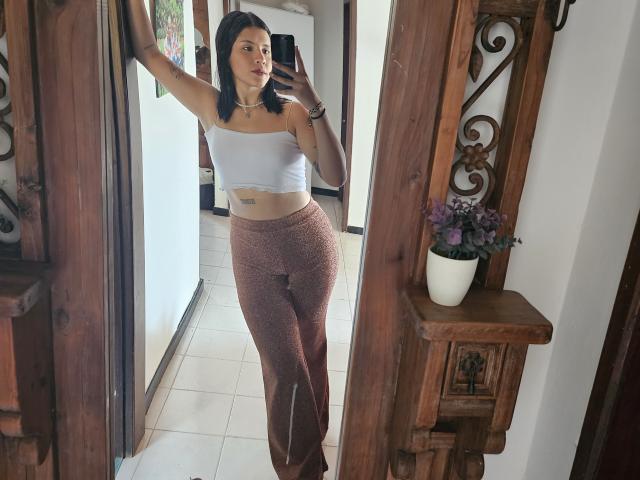 KatyGreyy - Live Sex Cam - 24912473