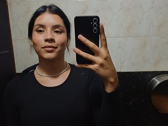 KatyGreyy - Live Sex Cam - 24912517