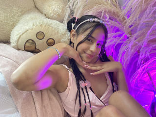 MiaCarpert - Live Sex Cam - 24913349