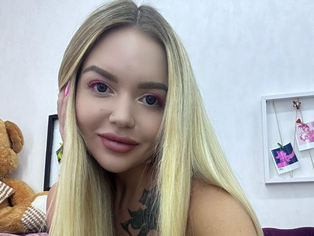 ValeriRivera - Live sex cam - 24913785