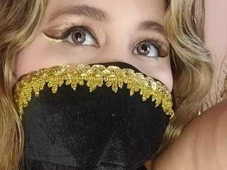 SalmaAzaman - Live sex cam - 24919321