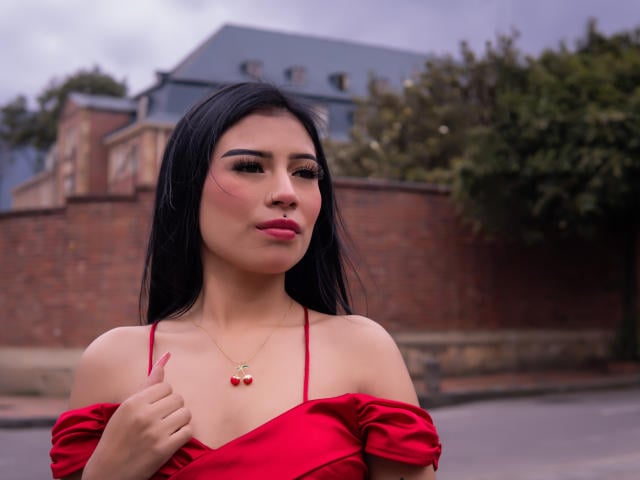 AlessaCorrea - Live sex cam - 24921101
