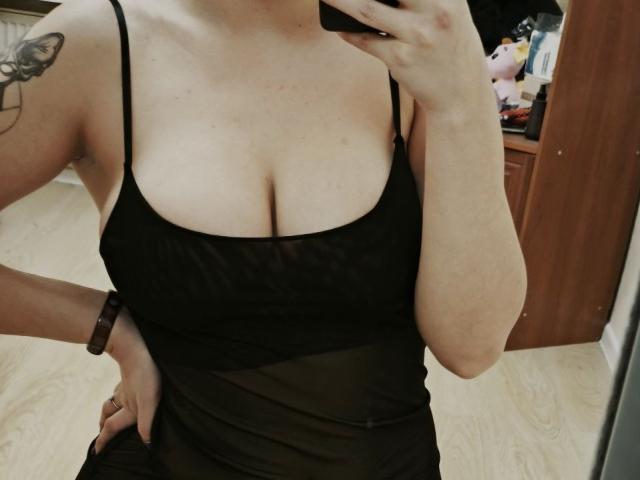 MissTake - Live sex cam - 24923033