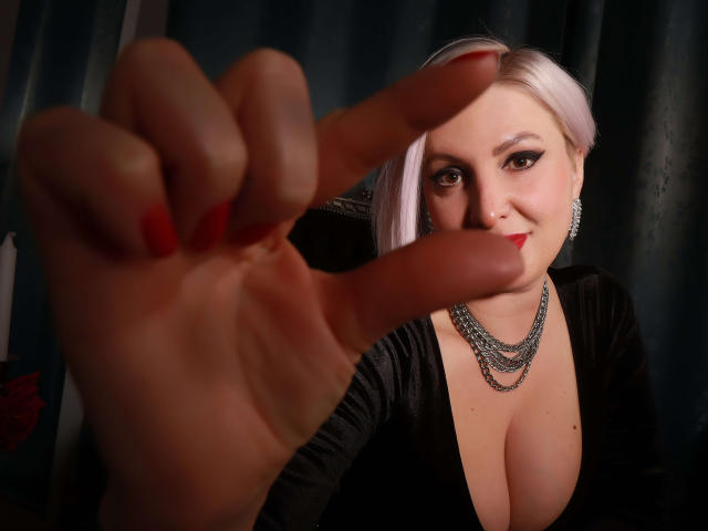 NicoleDomme - Sexe cam en vivo - 24923661