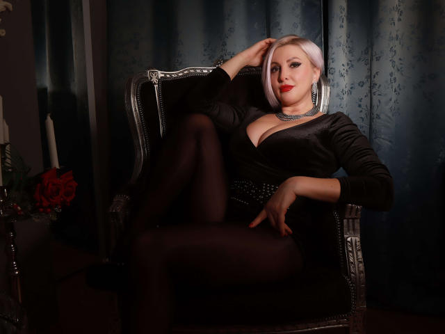 NicoleDomme - Sexe cam en vivo - 24923665