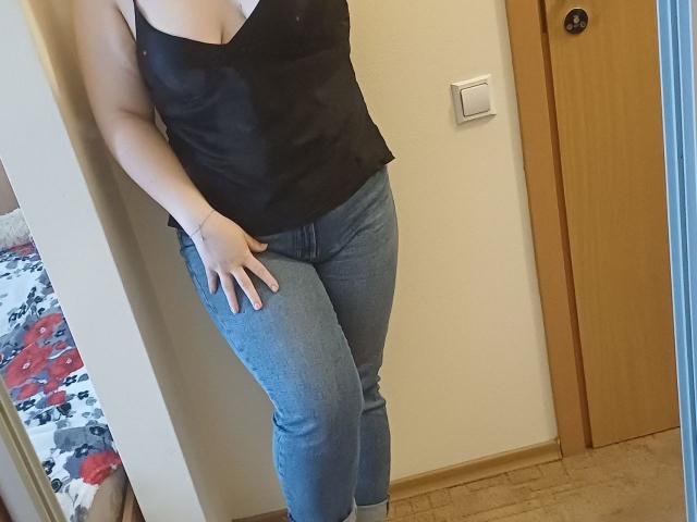 Leiliia - Live Sex Cam - 24923769