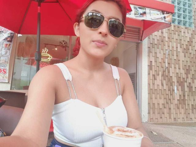 LizBonnet - Live sex cam - 24925613