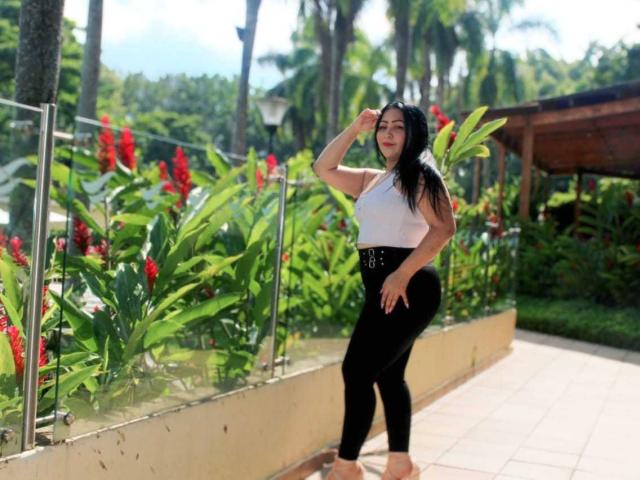 CamilaCuteHotX - Sexe cam en vivo - 24929825