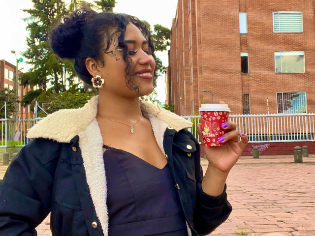 SophieSonyas - Live sex cam - 24935405