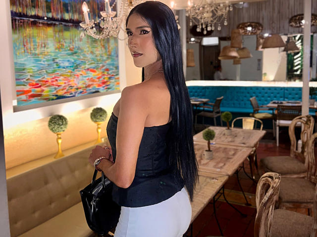 FallonRogers - Live Sex Cam - 24945021