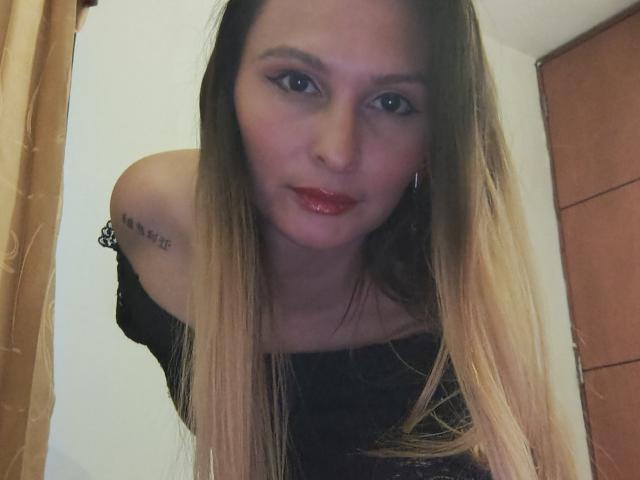 SachaClinford - Live porn &amp; sex cam - 24948277